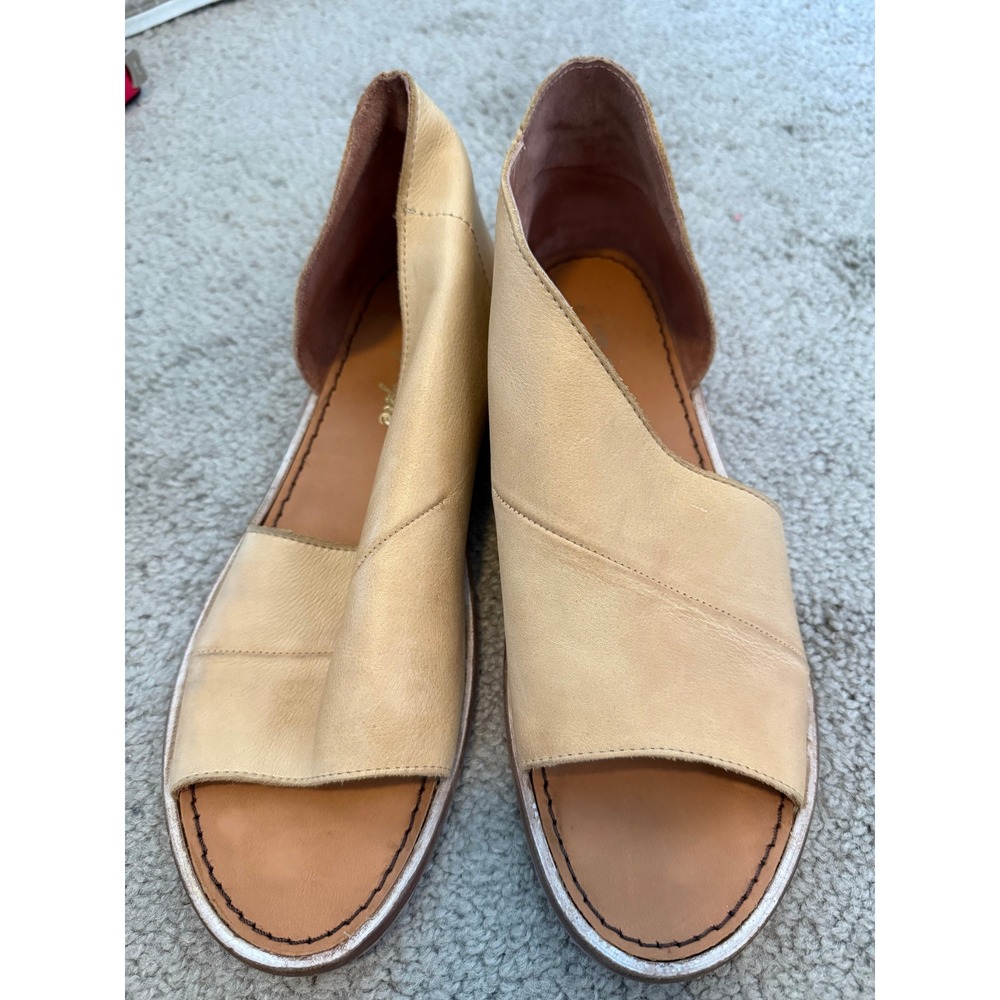 Free People Mont Blanc Tan Leather Asymmetrical Open Toe Flat Sandals EU 40